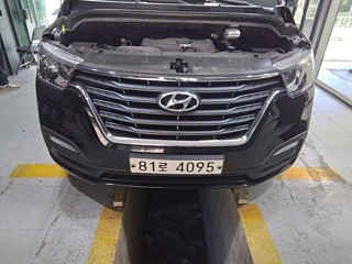 HYUNDAI STAREX GRAND  Van 5 Seater 2020