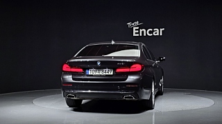 BMW 5-SERIES G30 2020