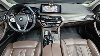 BMW 5-SERIES G30 2020