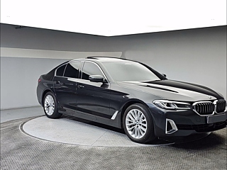 BMW 5-SERIES G30 2020