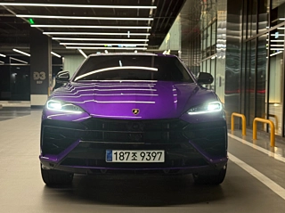 Заказать LAMBORGHINI URUS