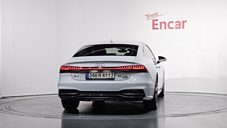 AUDI A7 4K 2020