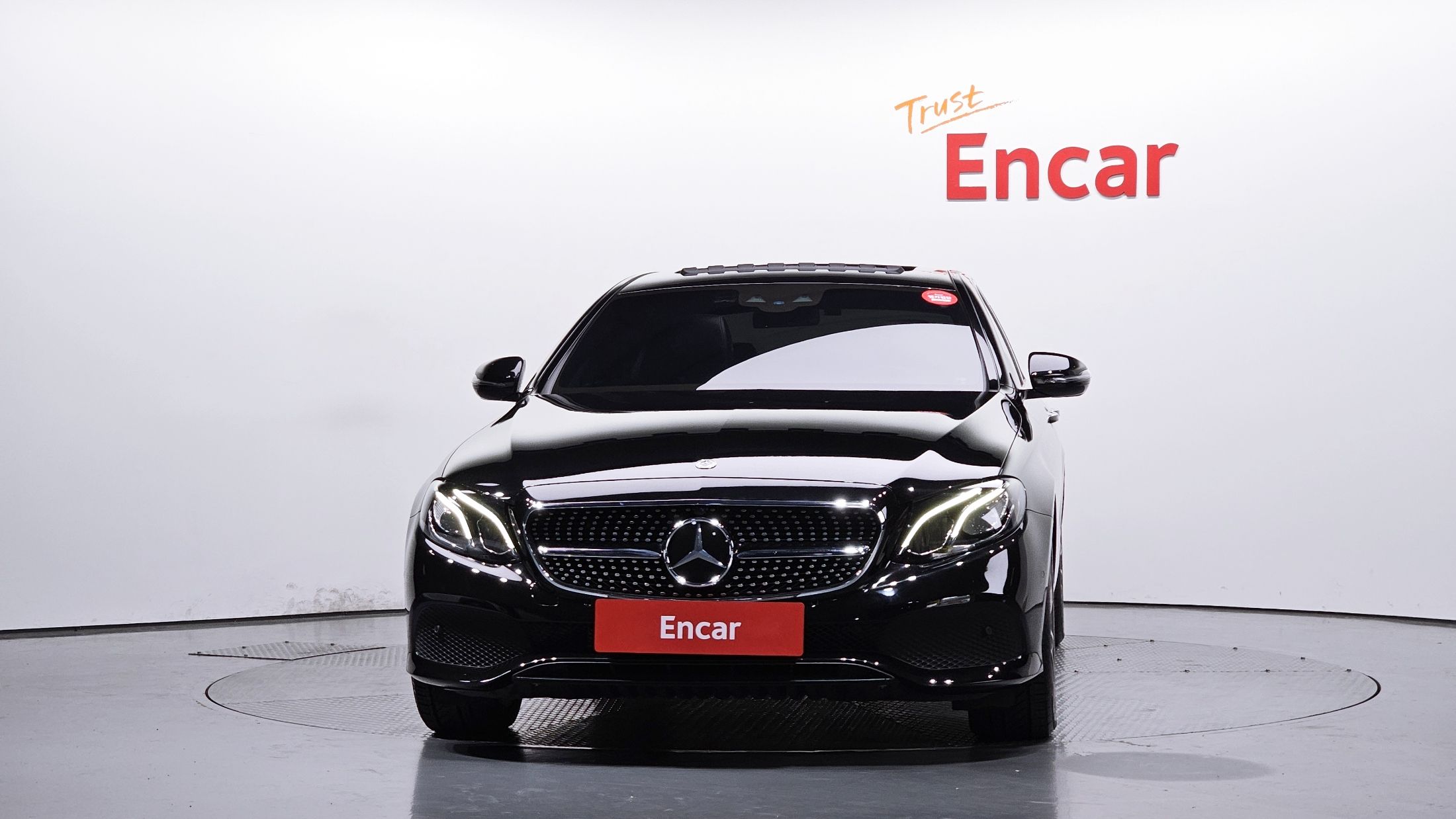 MERCEDES BENZ E-CLASS W213 2020