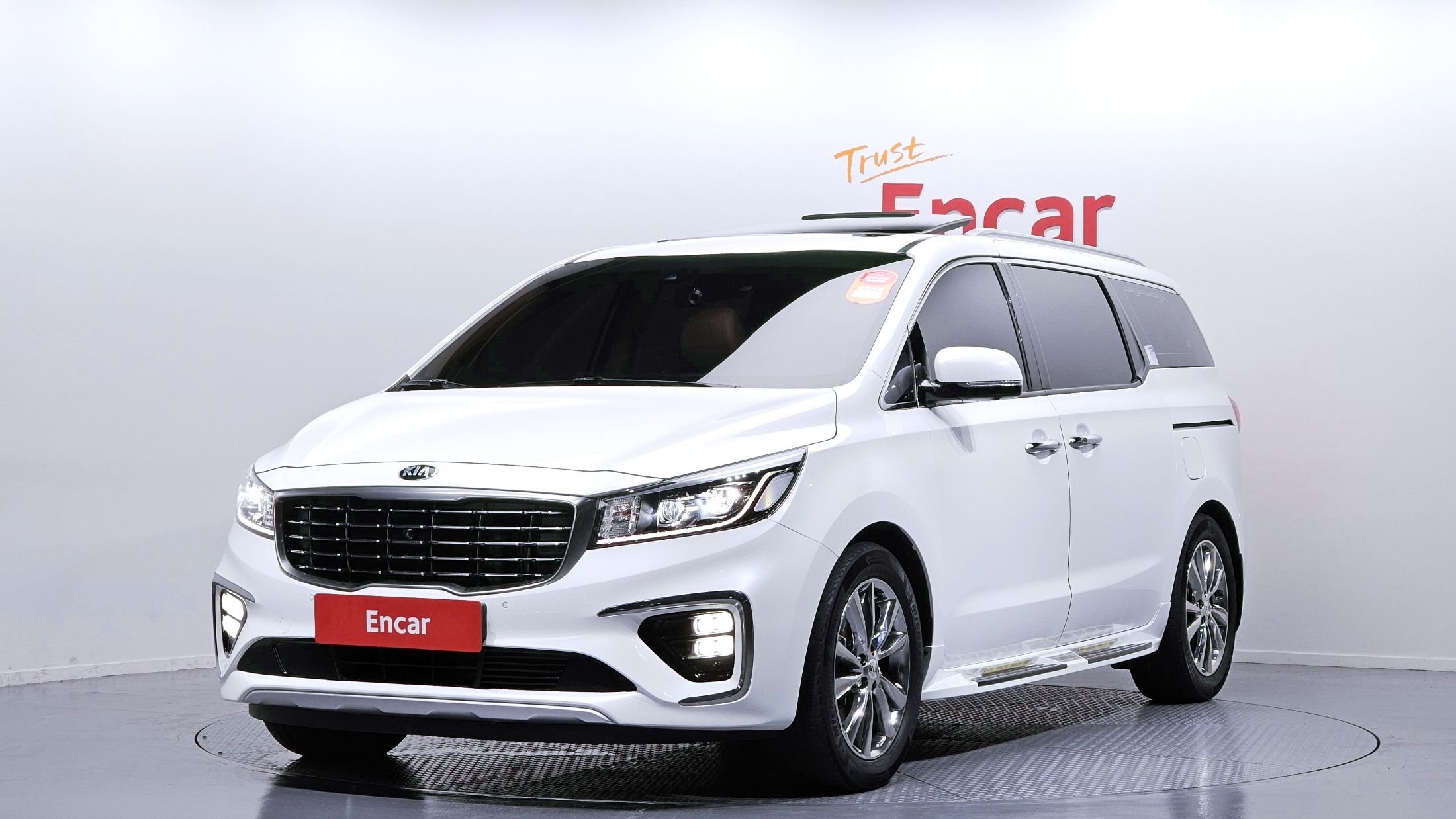KIA CARNIVAL 2019