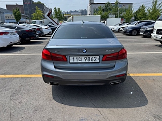 BMW 5-SERIES G30 2017
