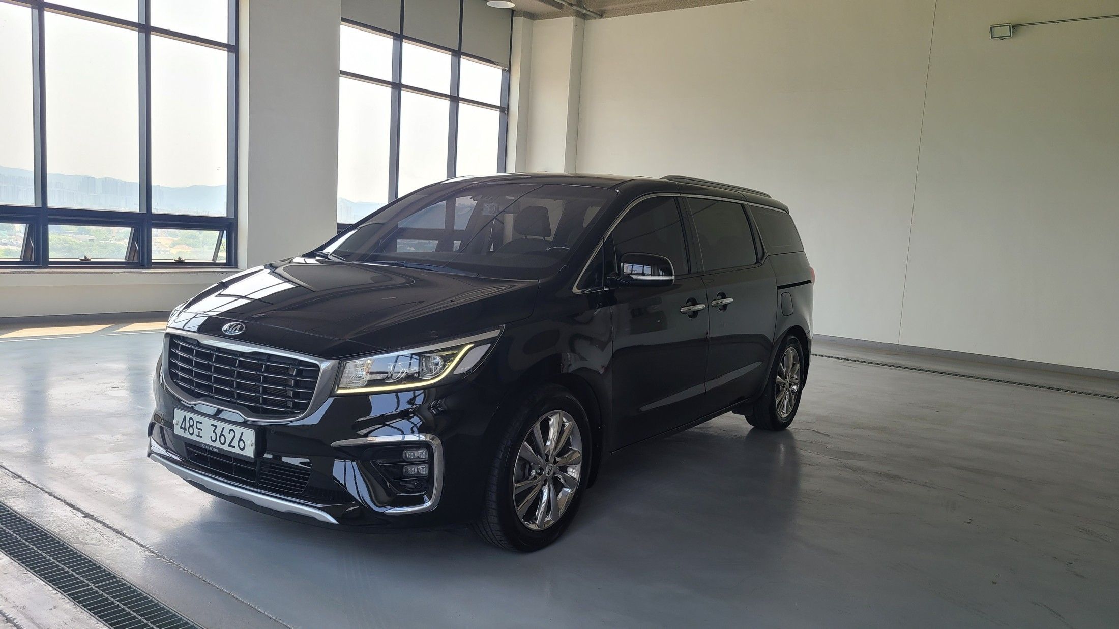 KIA CARNIVAL 2019