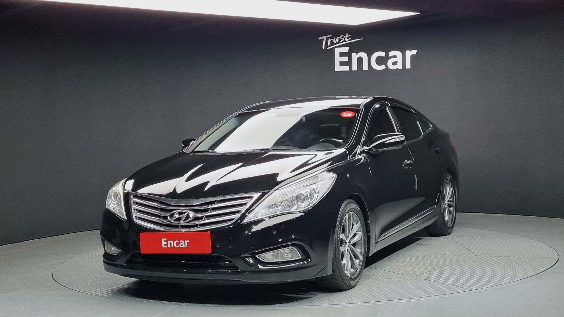 HYUNDAI GRANDEUR HG 2012