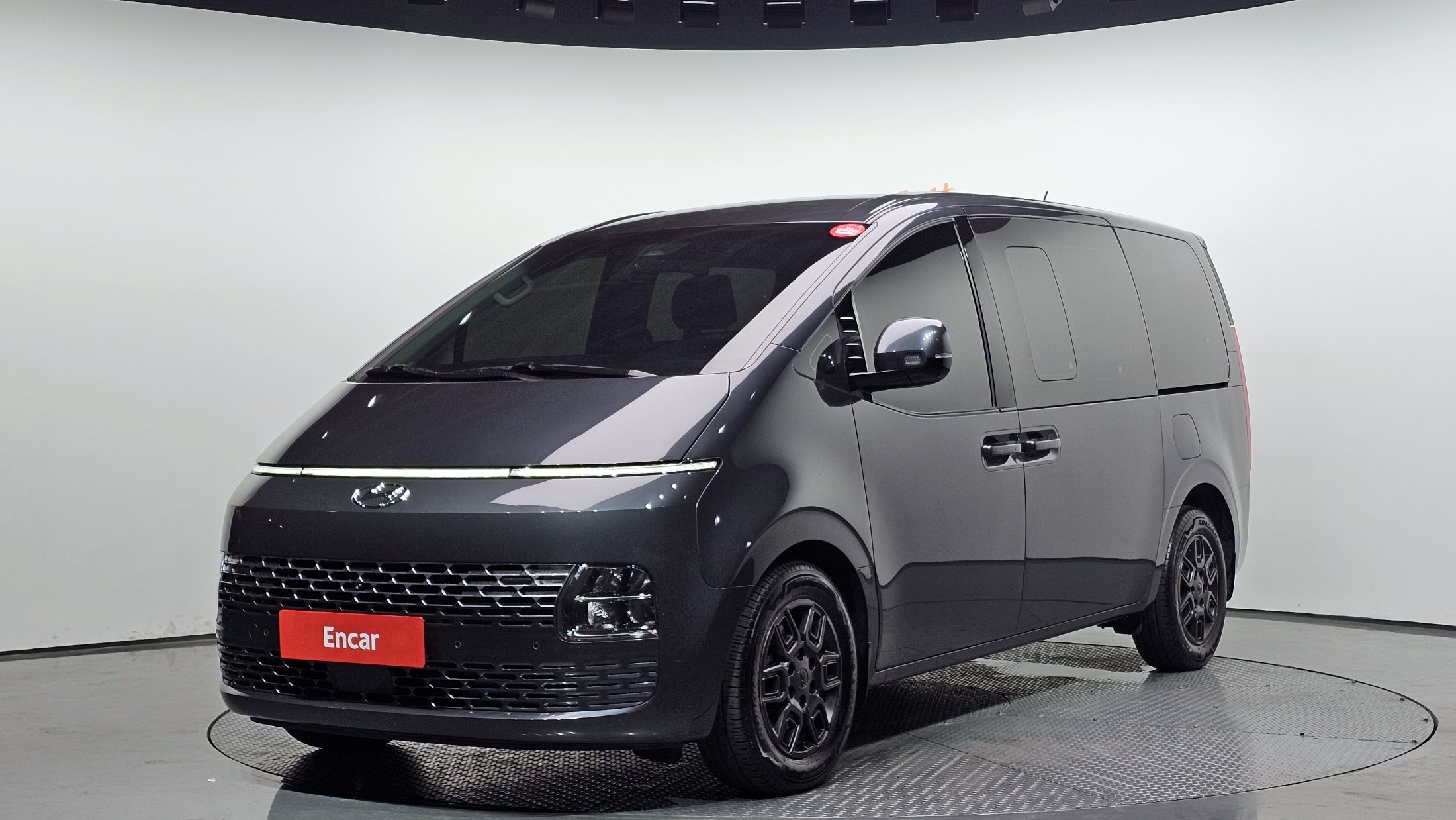 HYUNDAI STARIA 2021