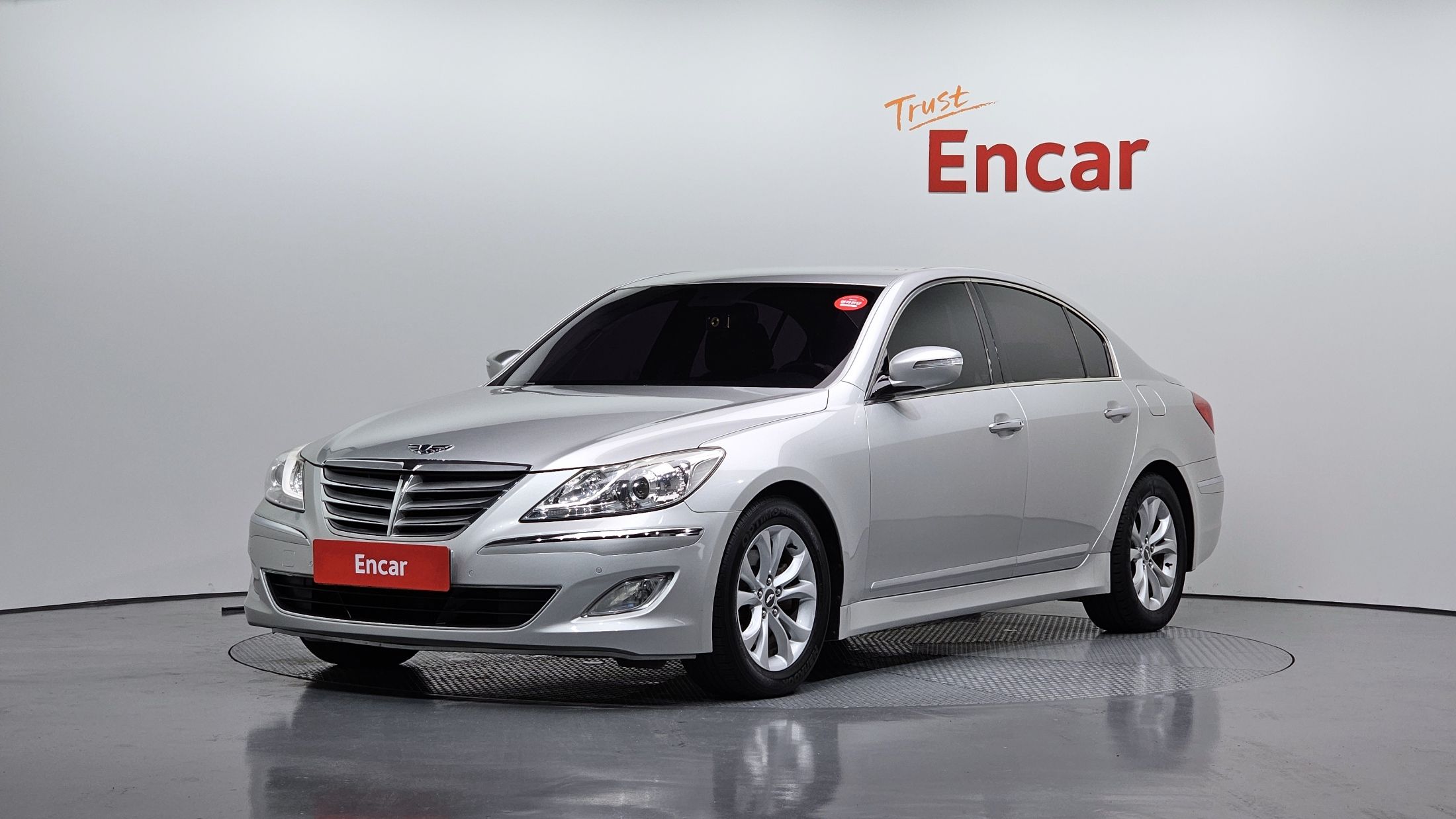 HYUNDAI GENESIS 2011