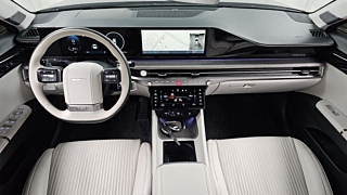 HYUNDAI GRANDEUR GN7 2023
