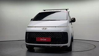 HYUNDAI STARIA 2024