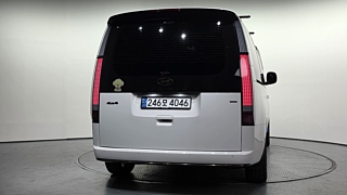 HYUNDAI STARIA 2024