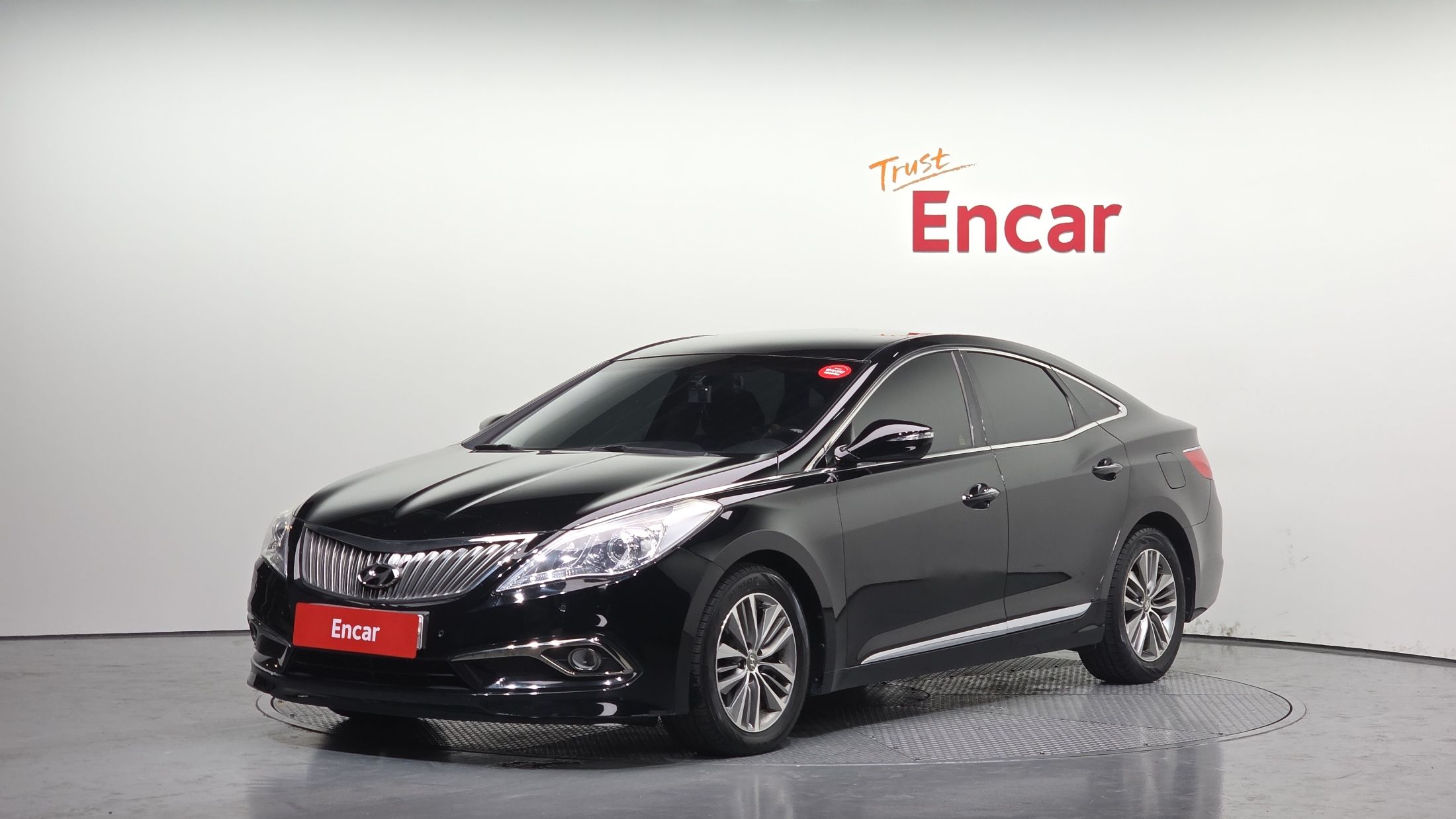 HYUNDAI GRANDEUR HG 2015