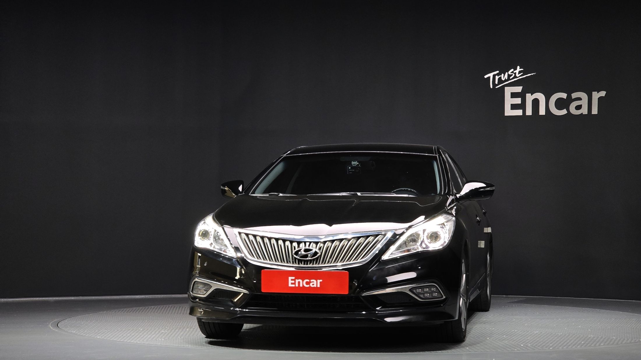 HYUNDAI GRANDEUR HG 2016