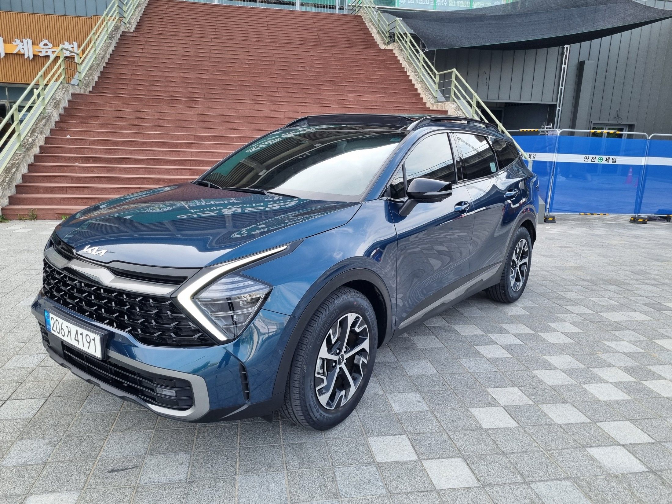 KIA SPORTAGE HYBRID 2023