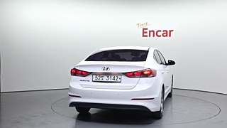 HYUNDAI AVANTE AD 2017