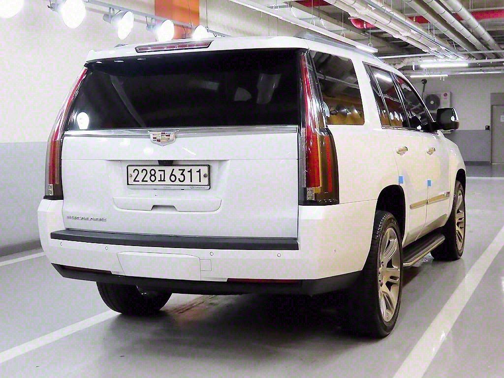 CADILLAC ESCALADE 2020