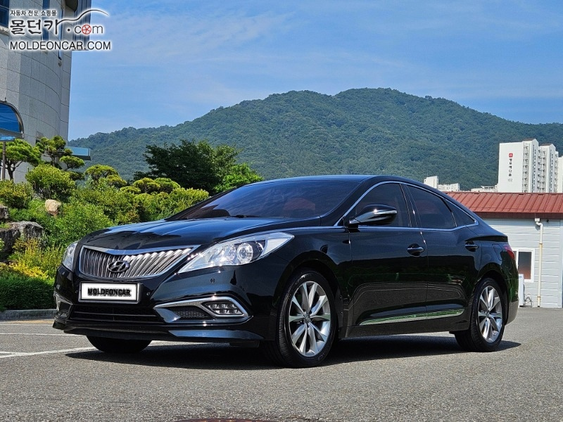 HYUNDAI GRANDEUR HG 2016