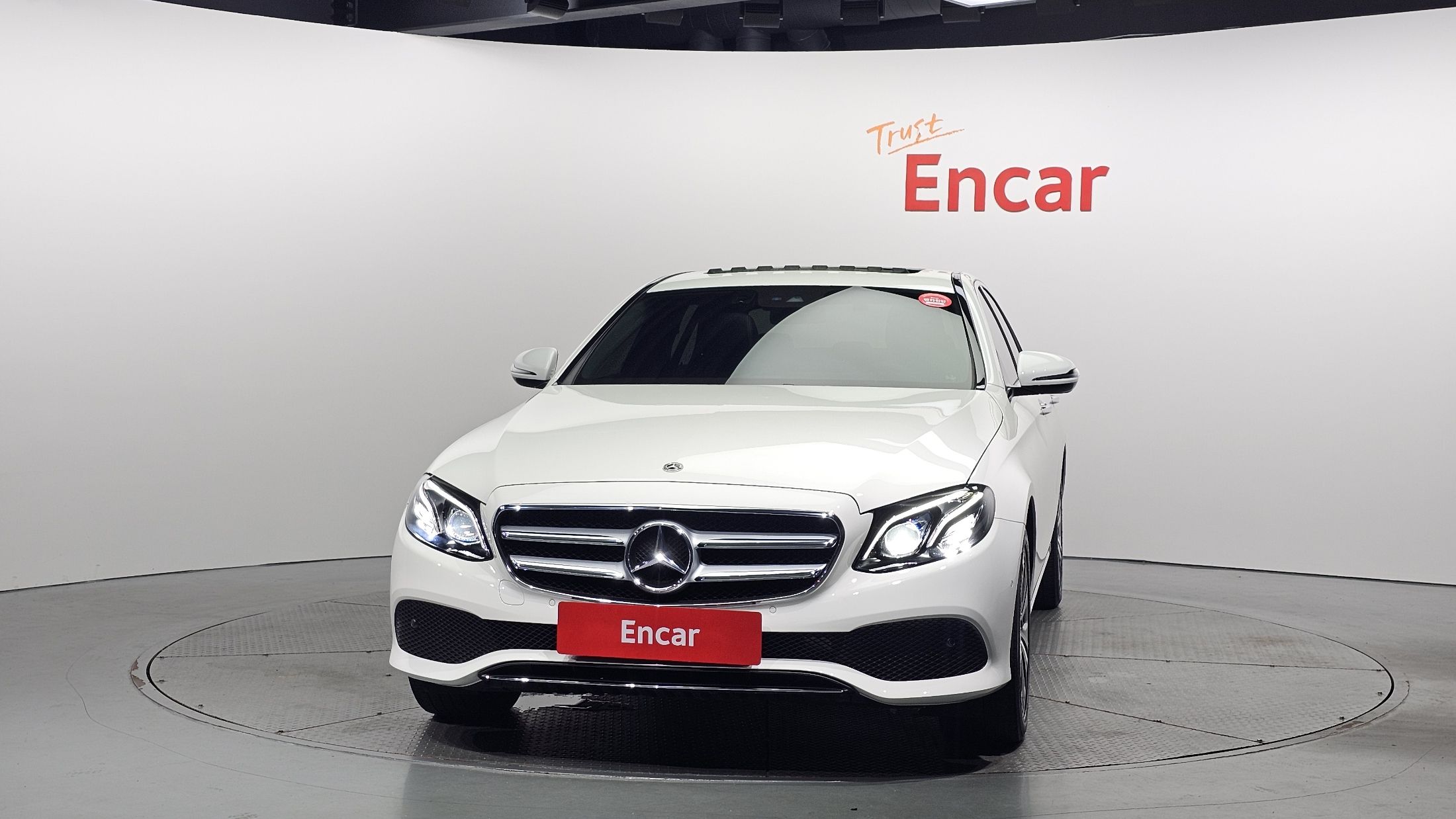 MERCEDES BENZ E-CLASS W213 2020