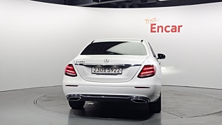 MERCEDES BENZ E-CLASS W213 2020