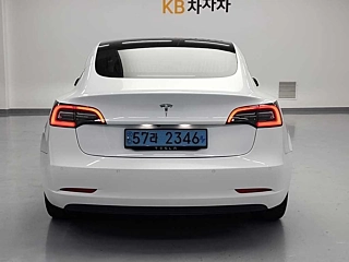 TESLA MODEL 3 2020