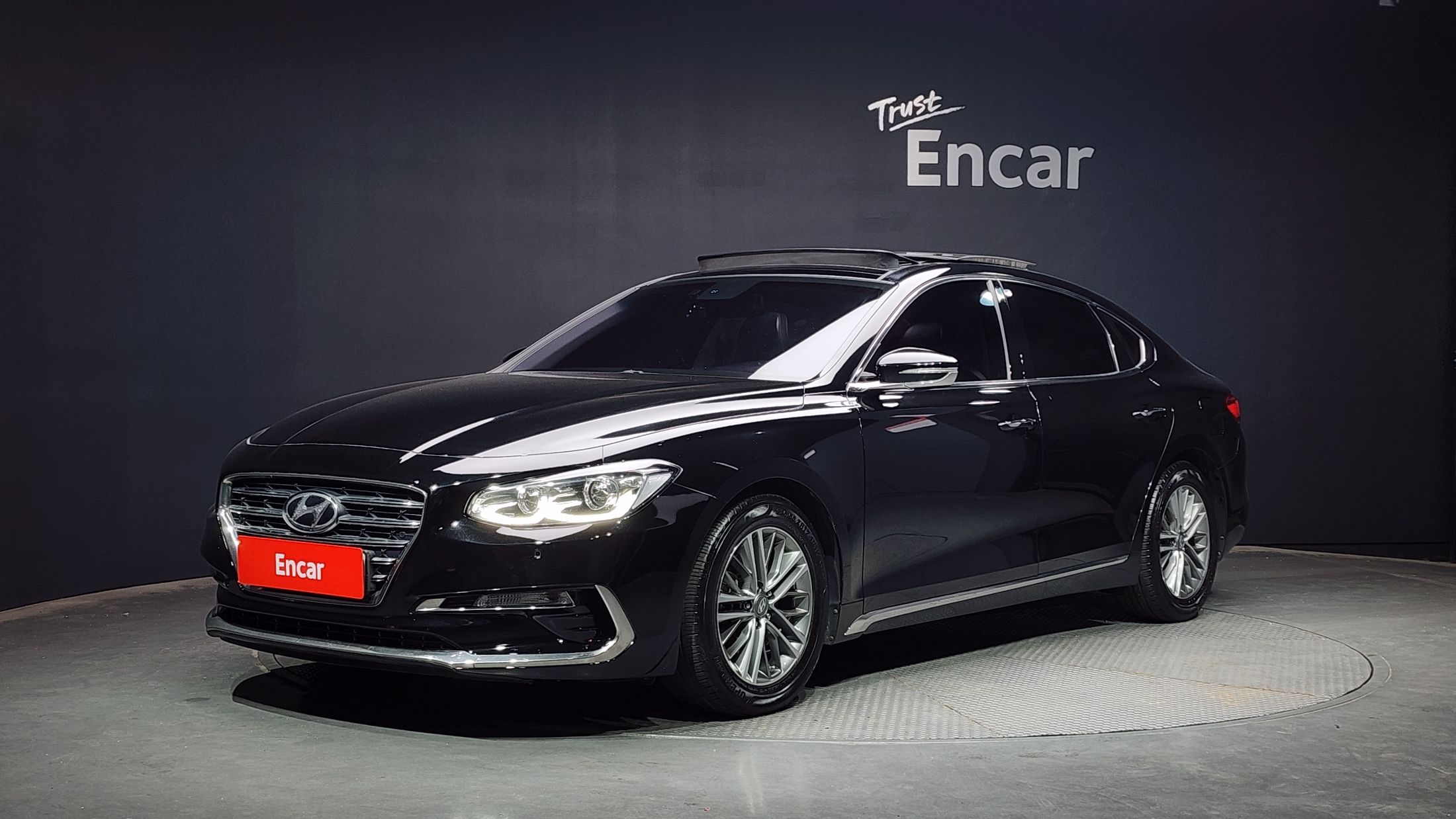 HYUNDAI GRANDEUR IG 2017