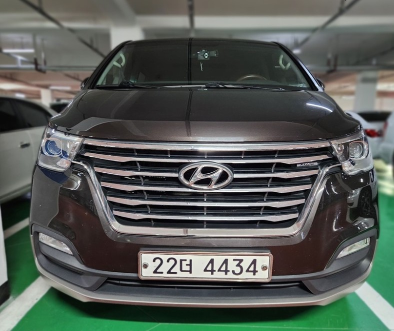 HYUNDAI STAREX GRAND 2018