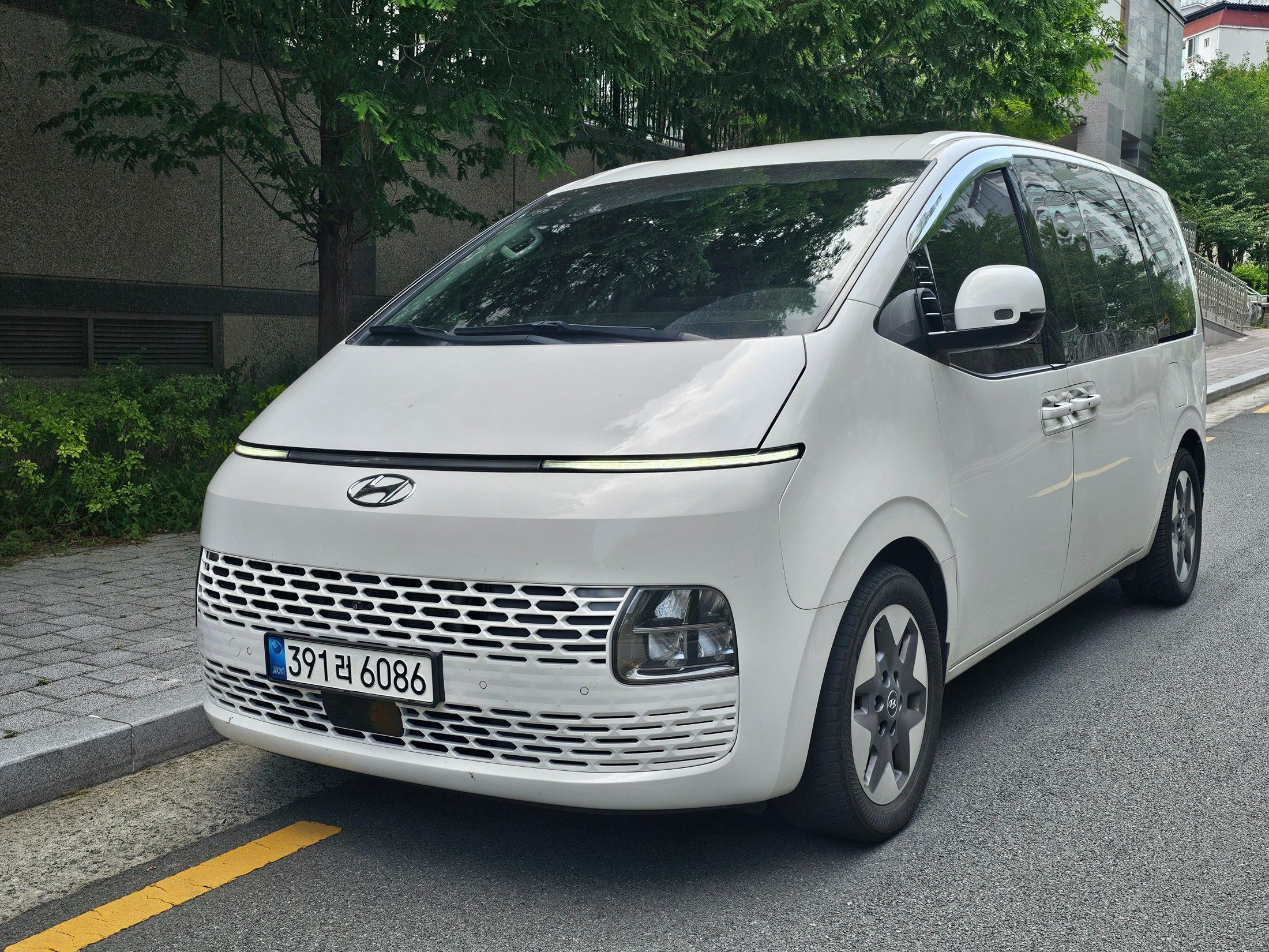 HYUNDAI STARIA 2021