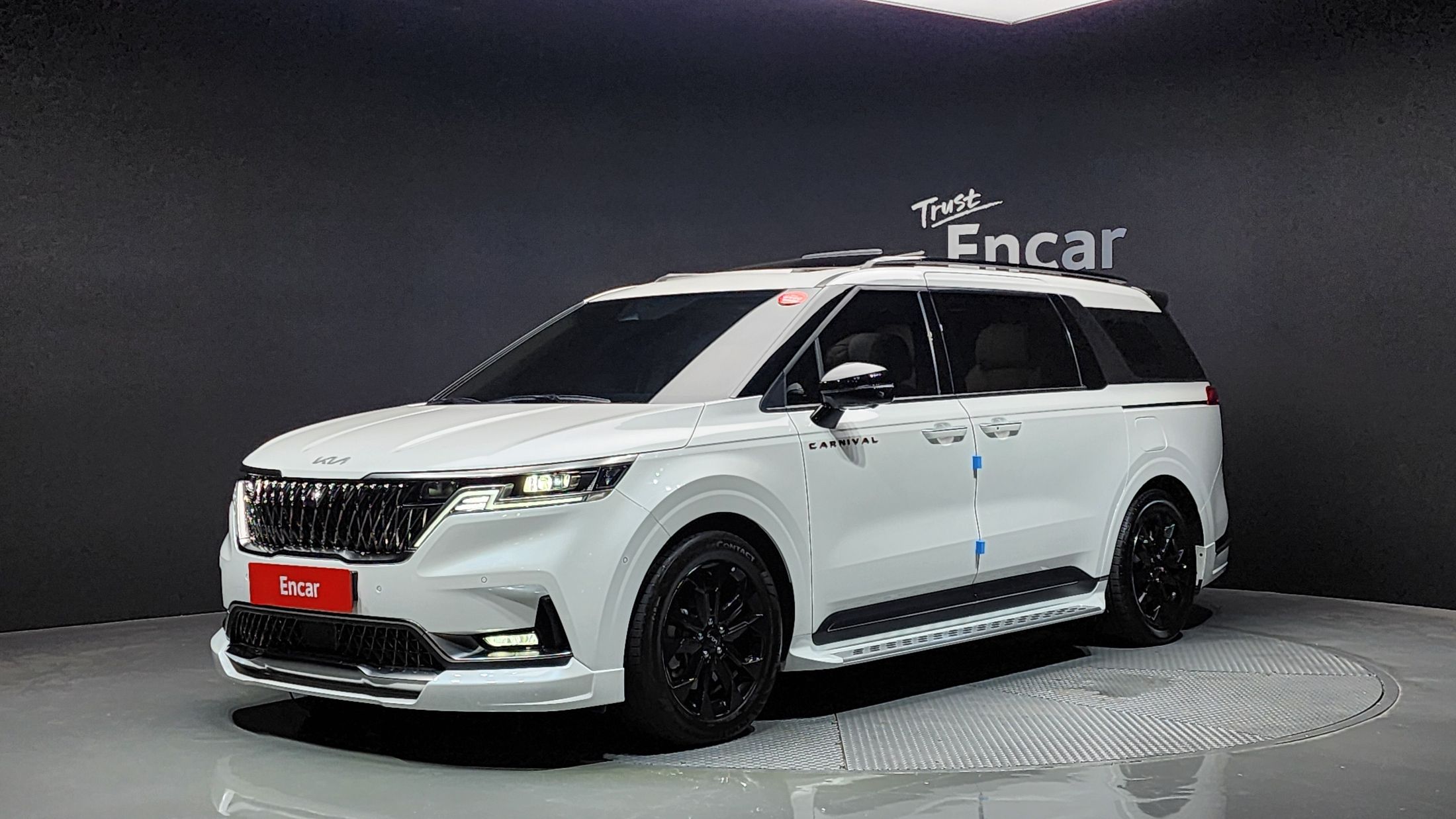KIA CARNIVAL 2023