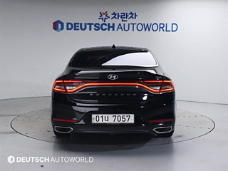 HYUNDAI GRANDEUR IG 2017