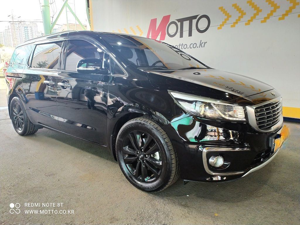 KIA CARNIVAL 2014