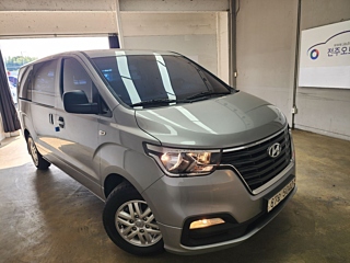 HYUNDAI STAREX GRAND 2019
