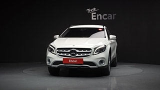 MERCEDES BENZ GLA-CLASS X156 2019