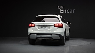 MERCEDES BENZ GLA-CLASS X156 2019