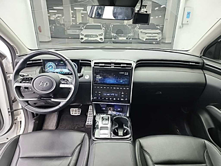HYUNDAI TUCSON NX4 2022