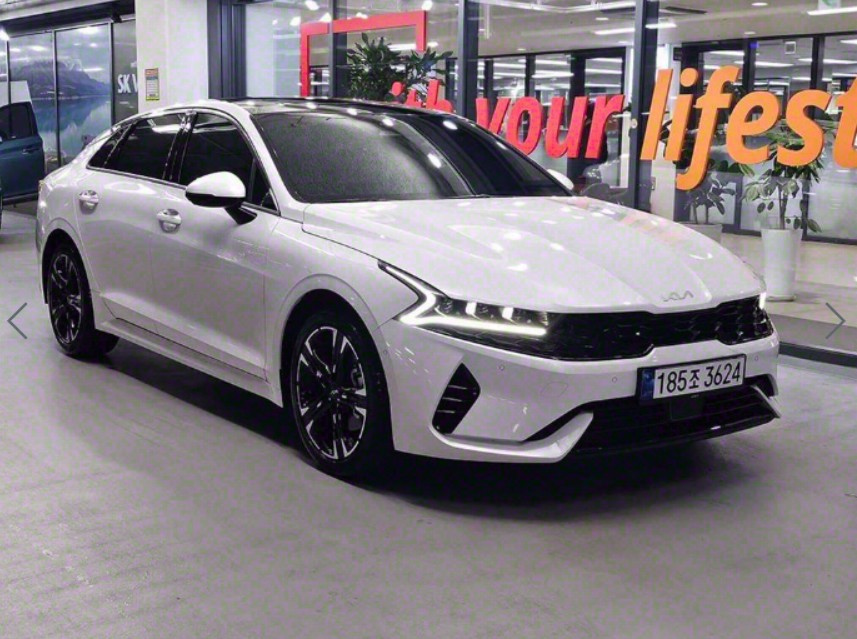KIA K5 HYBRID