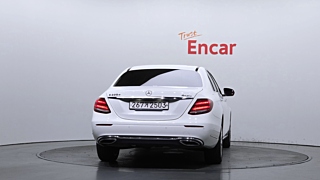 MERCEDES BENZ E-CLASS W213 2020