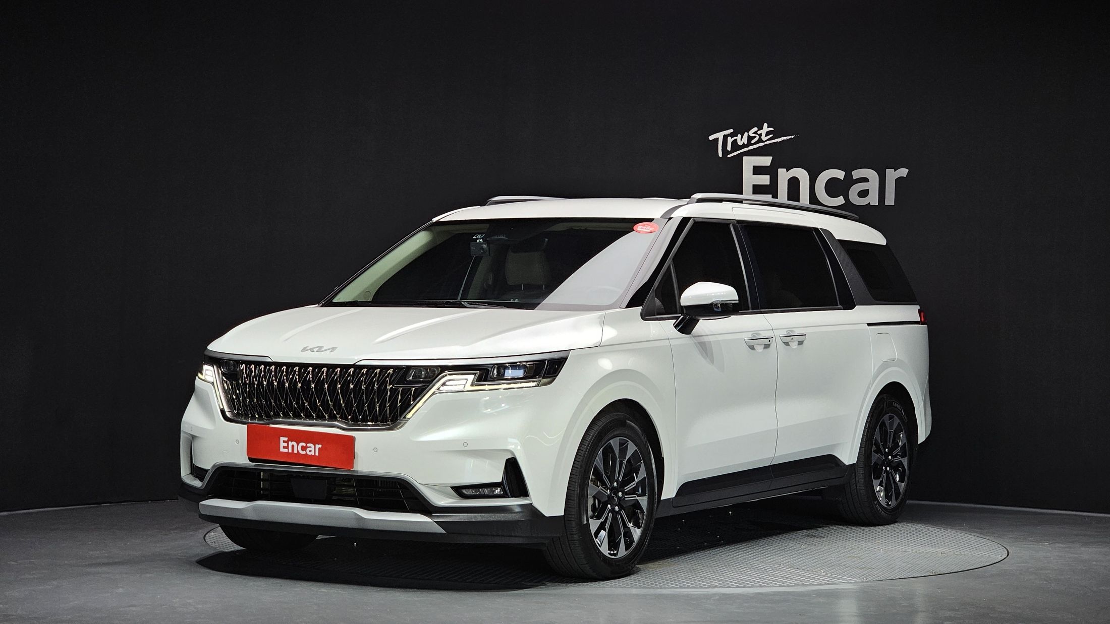 KIA CARNIVAL 2023