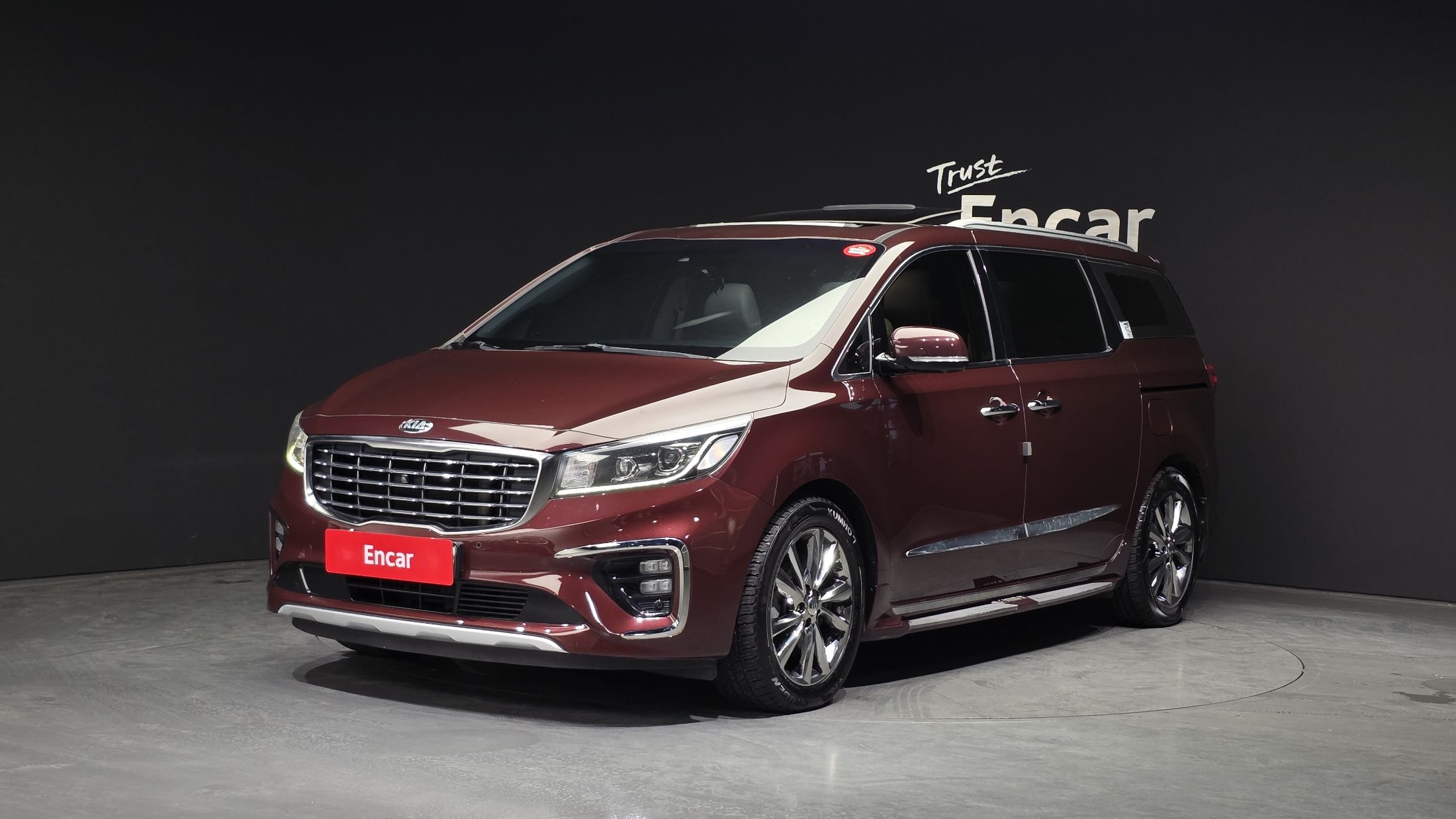 KIA CARNIVAL 2018