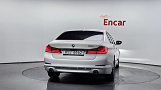 BMW 5-SERIES G30 2018