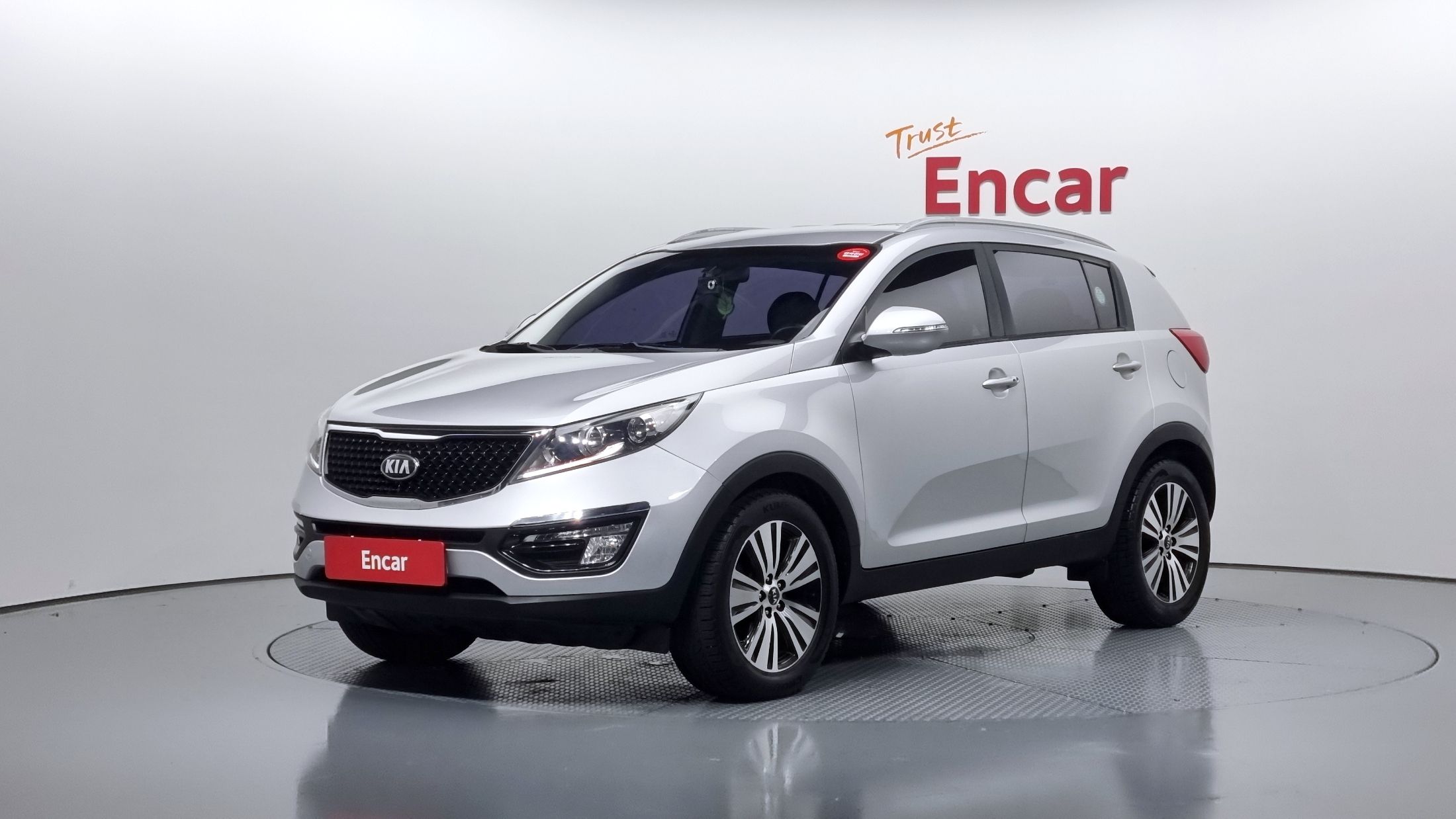 KIA SPORTAGE R