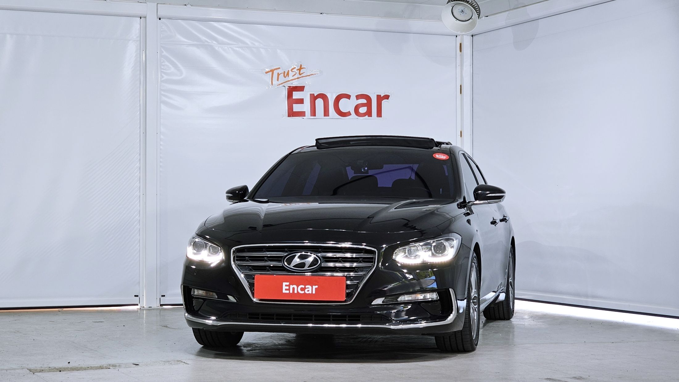 HYUNDAI GRANDEUR IG 2017