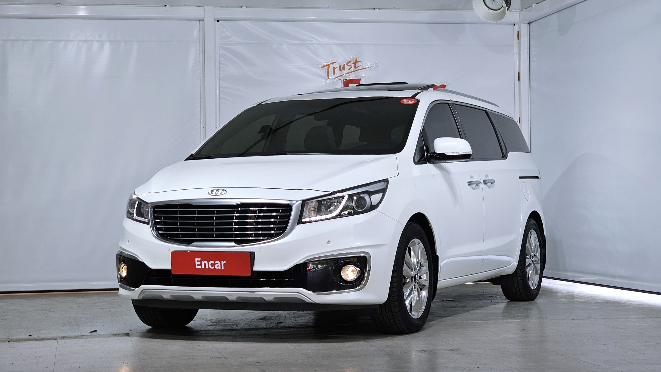 KIA CARNIVAL 2014