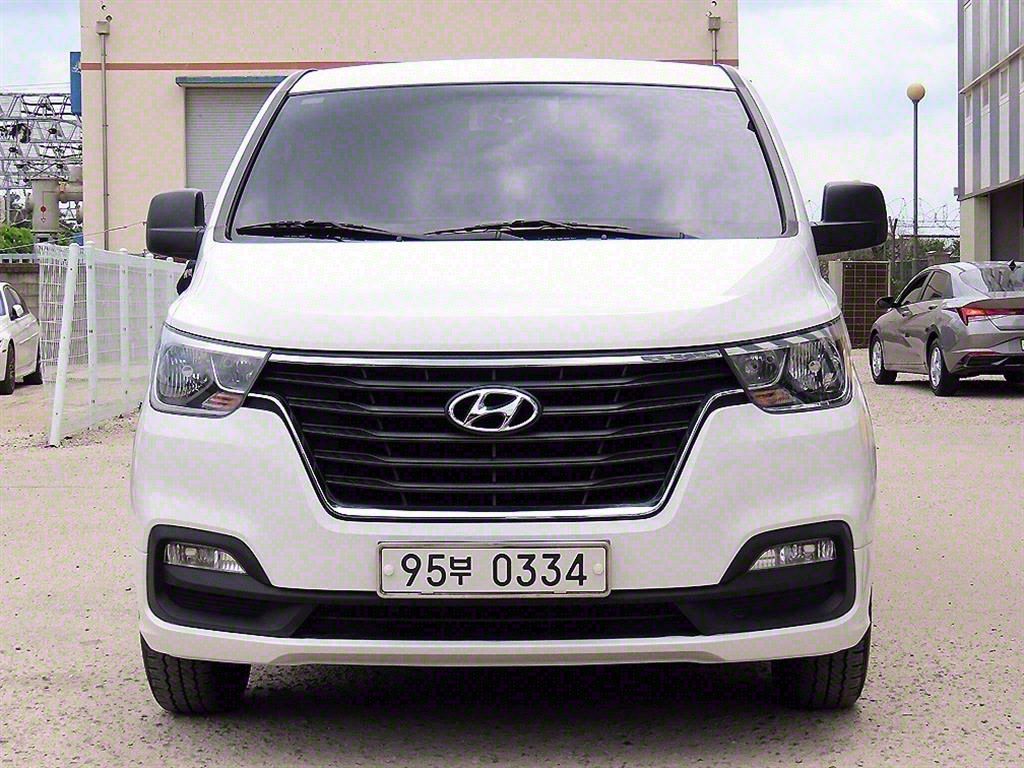 HYUNDAI STAREX GRAND