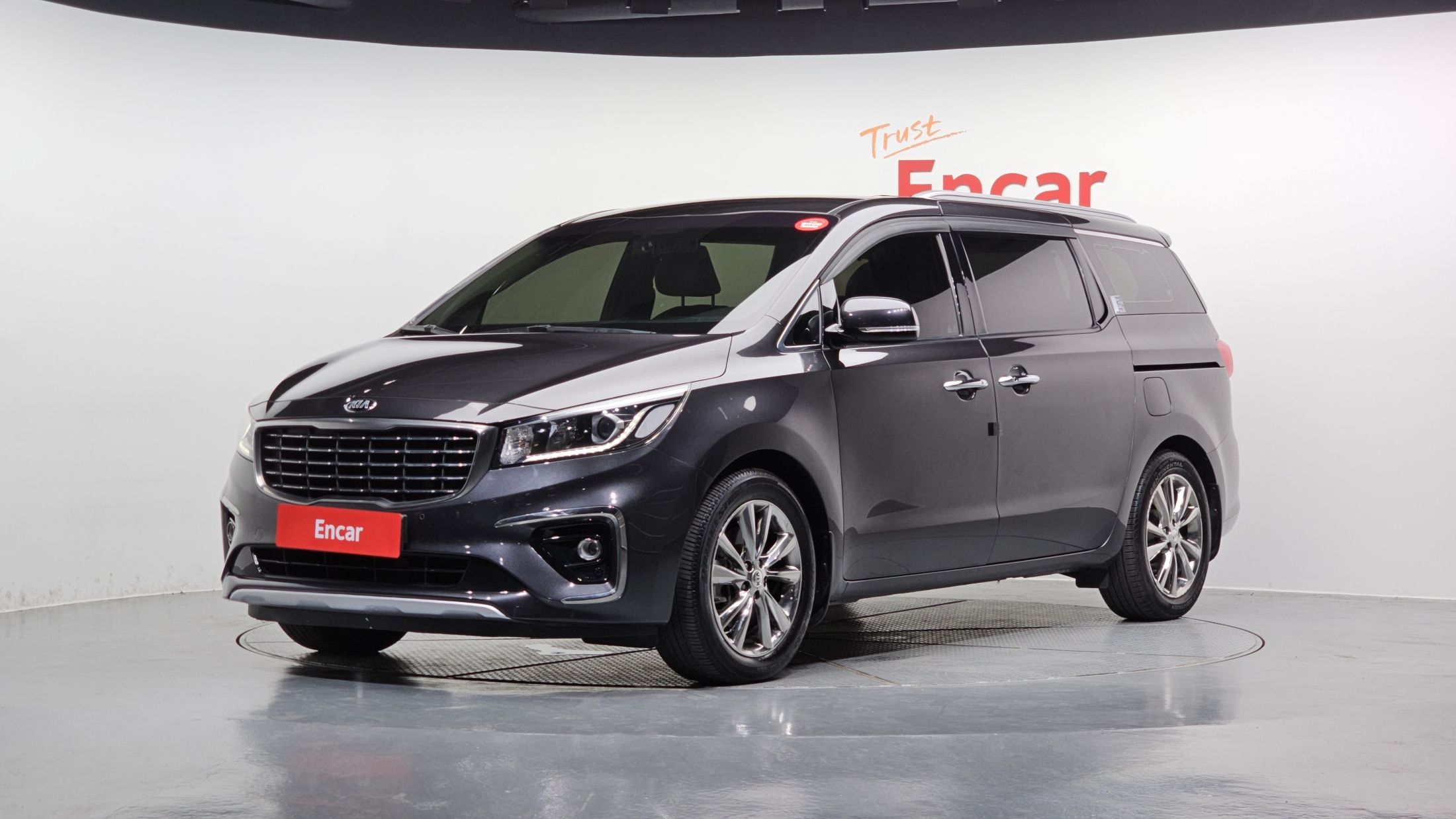 KIA CARNIVAL 2019