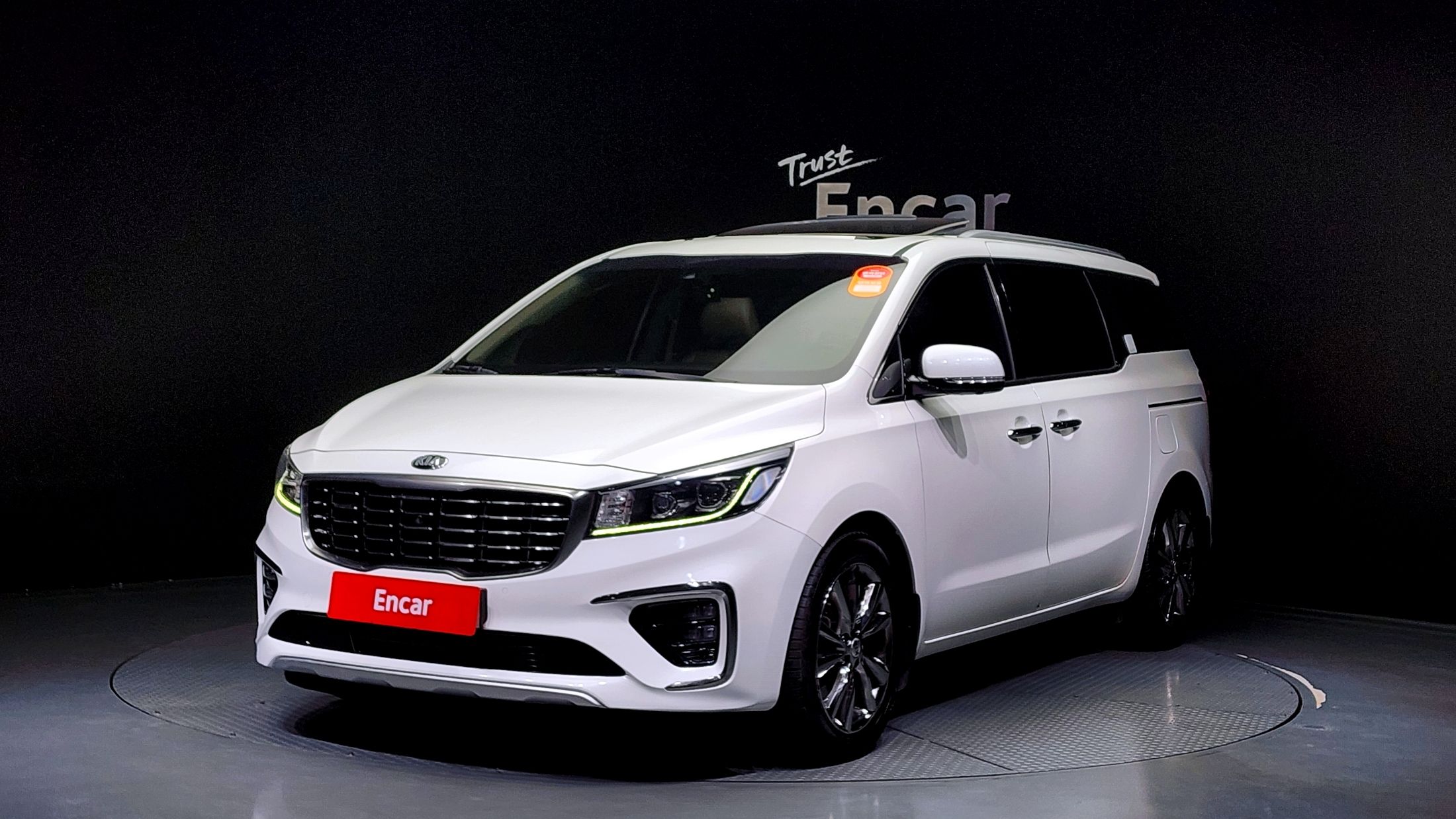 KIA CARNIVAL 2018