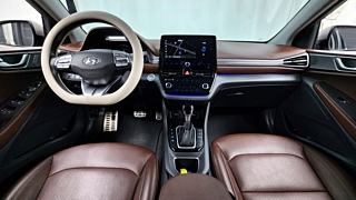 HYUNDAI IONIQ HYBRID 2019