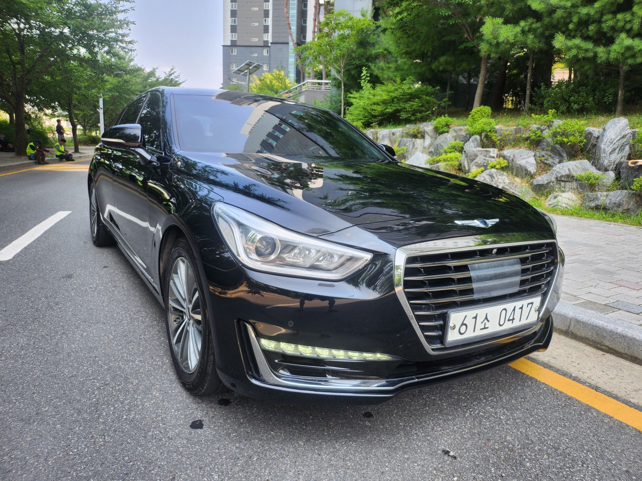 GENESIS EQ900 2016