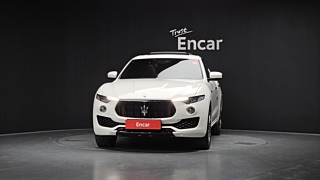 MASERATI LEVANTE 2017