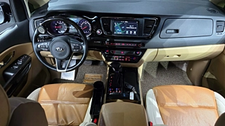 KIA CARNIVAL 2016